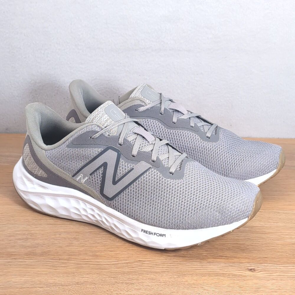 New Balance Fresh Foam Arishi V4 Men's 11 EU 45 Running Shoes Gray Cushioned
